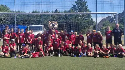 Fußballcamp in Anklam: 44 Kinder trainieren mit Drittligist FC Ingolstadt