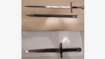 Herr-der-Ringe-Repliken am Hauptbahnhof Hannover beschlagnahmt