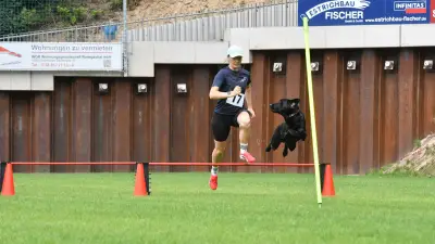 Hundesportler holen Titel bei Landesmeisterschaft in Gadebusch