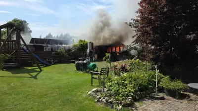 Schuppenbrand in Sehlen: Vier Feuerwehrleute verletzt, Gasflasche explodiert