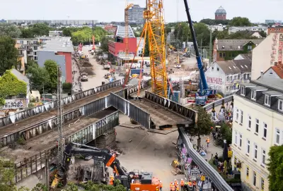 Sternbrücke Hamburg: Rückbau der alten Brücke bis Sonntag