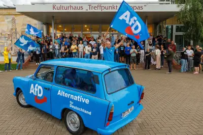 AfD in Grimmen: Schult will regieren, Gegendemonstranten pfeifen