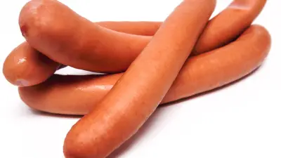 Bockwurst-Wettessen in Mönkebude: Nachgeholte Herrentagsparty