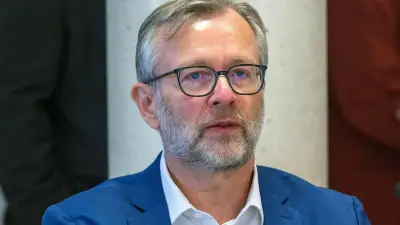 Finanzminister weist Wahlslogan von Team Freiheit scharf zurück