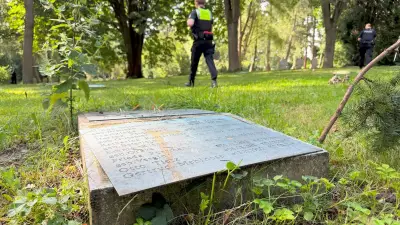 Grabplatten auf dem Alten Friedhof gestohlen: 70.000 Euro Schaden
