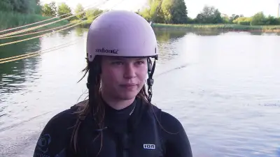 Kyra Hartan holt Weltmeistertitel nach Neubrandenburg