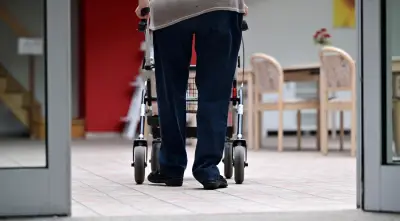 Pflege zu Hause: Parteien wollen Angehörige in MV unterstützen