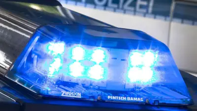 Radfahrer zielt mit Waffe auf Polizisten in Rostock festgenommen