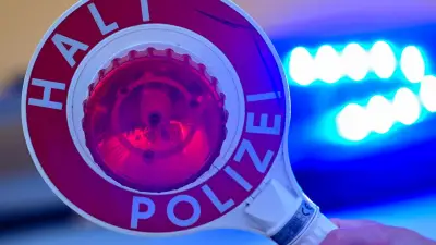 Raserei und rote Ampeln: Polizei stoppt Biker an der Seenplatte