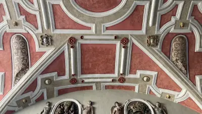Schloss Güstrow: Tordecke erstrahlt in Renaissance-Farben