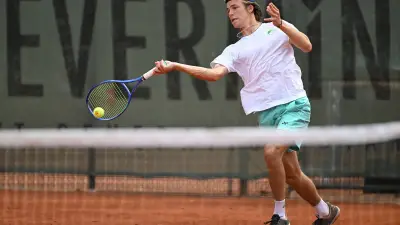 Tennis-Talent Niels McDonald gewinnt alle Einzel in der 1. Bundesliga