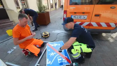 Verkehrsbehörde stoppt Spielstraßen-Schilder in Malchiner Steinstraße