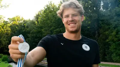 Vom Kanuten zum Vizeweltmeister: Paavo Schewes Wunderjahr im Ruderboot