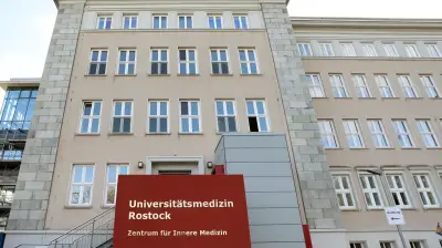 Wie Aktivisten den rassistischen Rostocker Oberarzt enttarnten