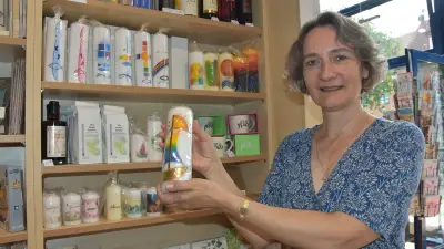 Zwei Frauen retten Rostocks älteste Buchhandlung und schaffen einen Begegnungsort