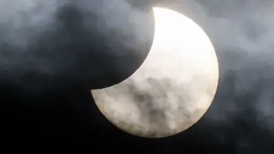 Zwei Himmelswunder über Demmin: Sonnenfinsternis und Sternschnuppen