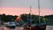 44. Fischerfest in Krakow: Riesenkrake, Südsee-Zauber und Schiffstaufe