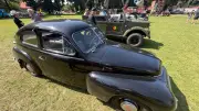 Alter Schwede zieht auf Oldtimer-Ausstellung alle Blicke auf sich