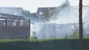Carportbrand in Neubrandenburg: Fast 40 Feuerwehrleute im Einsatz