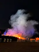 Dünenbrand in Warnemünde: Feuerwehr löscht Flammen schnell