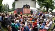 Dorf Diemitz feiert Traditionsfest mit Musik und Tanz bis in die Nacht