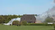 Großalarm in Admannshagen: Bauwagenbrand sorgt für Verwirrung