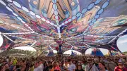 Indian Spirit 2026: Bargeldlos, mit Busshuttle und Top-Acts in Eldena