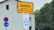 Löcknitz: Bürgermeister lässt Protesthemden nicht abhängen