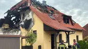 Leiche in Brandruine in Waren gefunden – Explosion ungeklärt