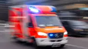 Messerangriff in Rostock: 19-Jähriger schwer verletzt, Polizei sucht Zeugen