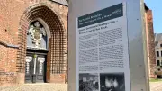 Neue Tafeln in Wismar erinnern an die Friedliche Revolution