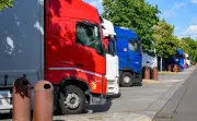 Niedrigwasser: MV lockert Lkw-Sonntagsfahrverbot