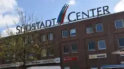 Radfahrer richtet Waffe auf Polizei und flieht in Rostock