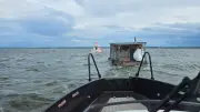 Seenotretter Ueckermünde: Drei Einsätze an einem Tag – Hausboot, Surfer, Segelboot