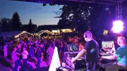 Sommerfest am Plätlinsee: Musik, Feuerwerk und Tanz bis in die Nacht