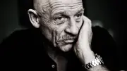 Tatort-Star Joe Bausch liest in Burg Stargarder Kirche