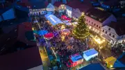 Trotz Sommerhitze: Ueckermünde schreibt Weihnachtsmarkt aus