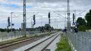 Tuba am Bahnhof Holthusen vergessen: Mutter holt Instrument ab