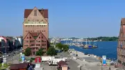 Verkauf der markanten Silos am Rostocker Stadthafen geplant