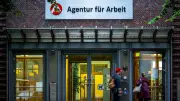 Vorpommerns Arbeitsmarkt: Leichter Anstieg, Herbstbelebung erwartet