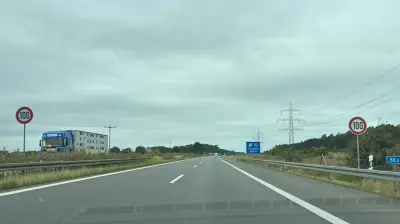 A24 bei Zarrentin: Tempo 100 trotz neuer Fahrbahndecke