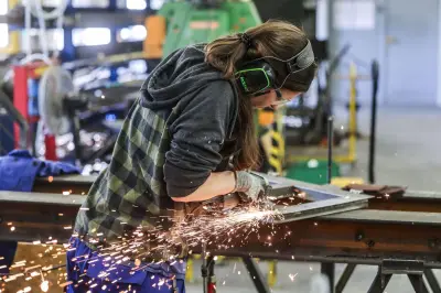 Fachkräftemangel in MV: Bauunternehmer setzt auf Ausbildung