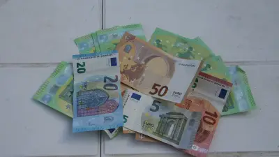 Falschgeld in Hagenow und Parchim entdeckt – Polizei warnt