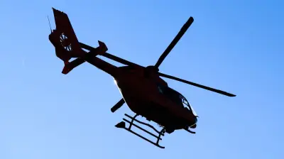 Gewalt auf Dorffesten: 21-Jähriger schwer verletzt per Hubschrauber in Klinik geflogen