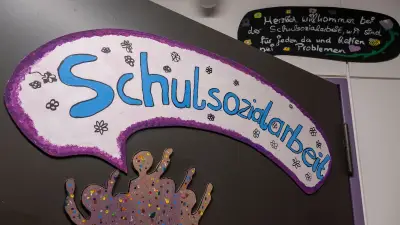 Schulsozialarbeit in Neustrelitz: Förderende 2027 gefährdet Stellen