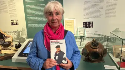 Warnemünde: Lehrerin erinnert sich an DDR-Entertainer Horst Köbbert