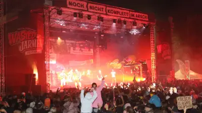 Wasted in Jarmen 2026: Marteria begeistert trotz Regen – Fortsetzung 2027 steht fest