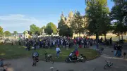 300 Menschen demonstrieren in Schwerin gegen AfD-Wahlsieg