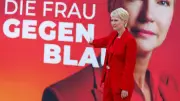 Manuela Schwesig: Mit Rot gegen Blau – ein modisches Statement im Wahlkampf