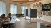 Neverin: Mehr als 50 Prozent Wahlbeteiligung im neuen Wahllokal